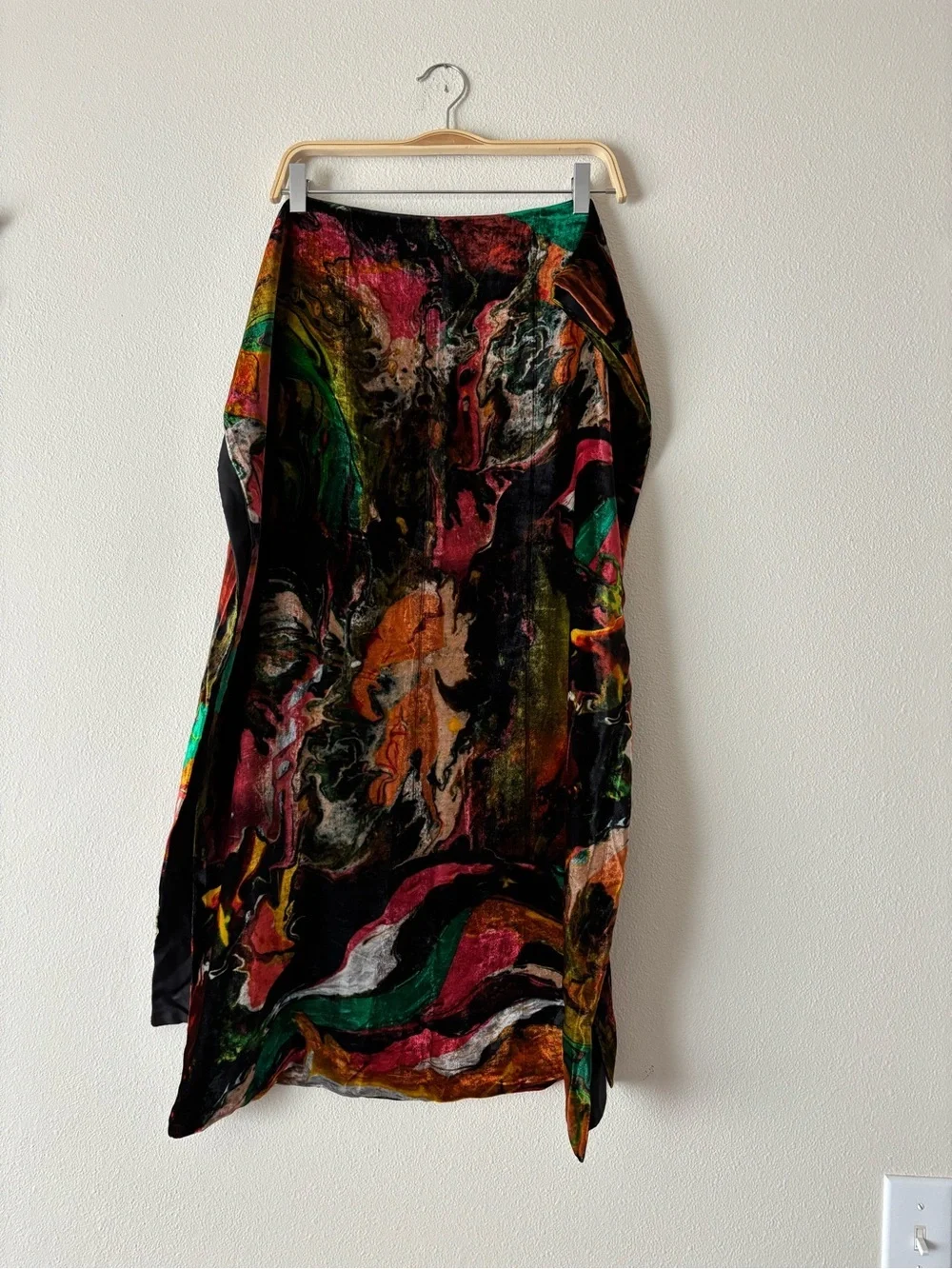 NWOT Klements 100% Silk Multicolor Tie Dye Abstract Wrap Scarf